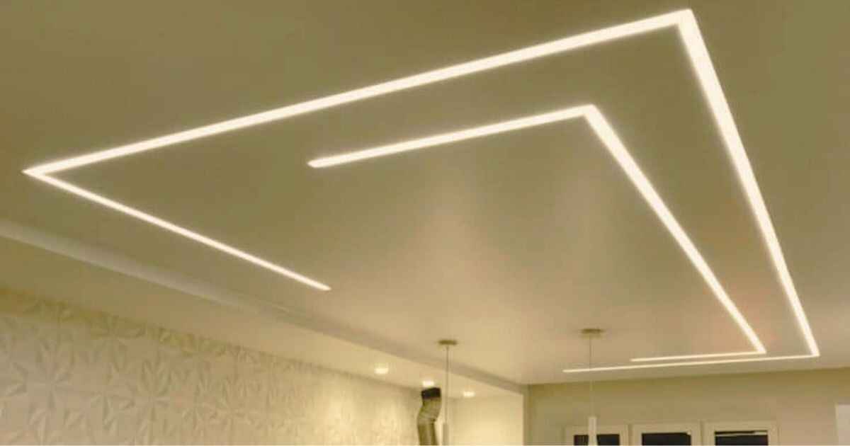 Profile light in ceiling 